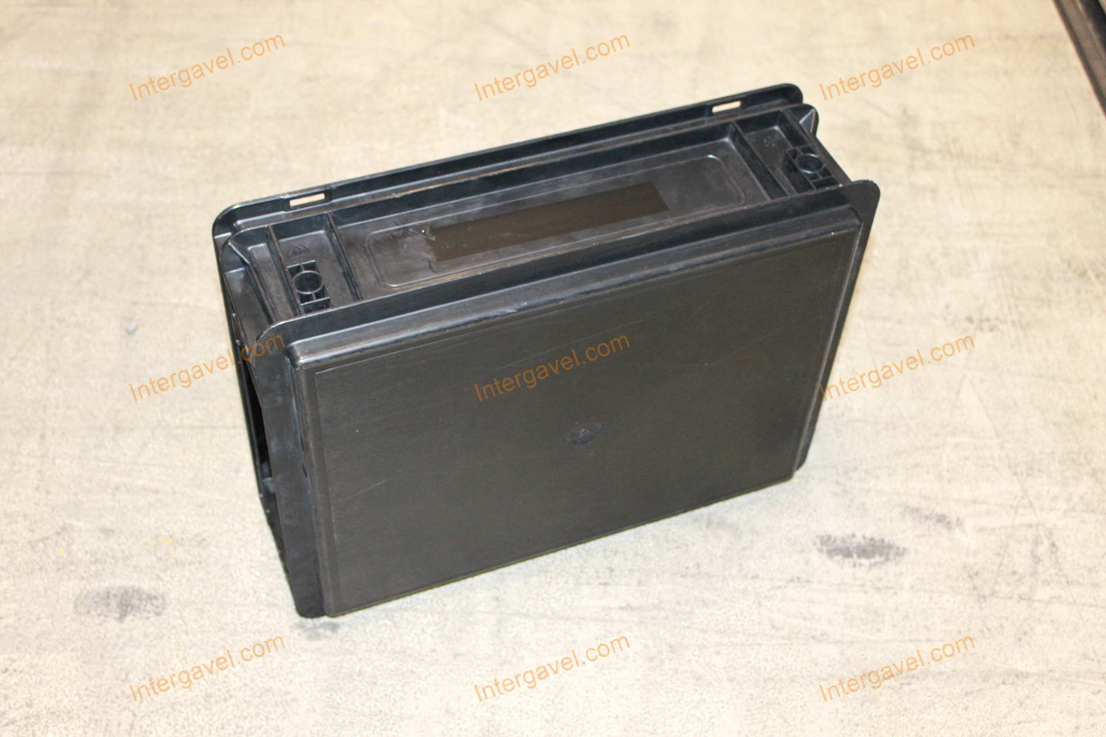 Műanyag láda - 400x300-120 4