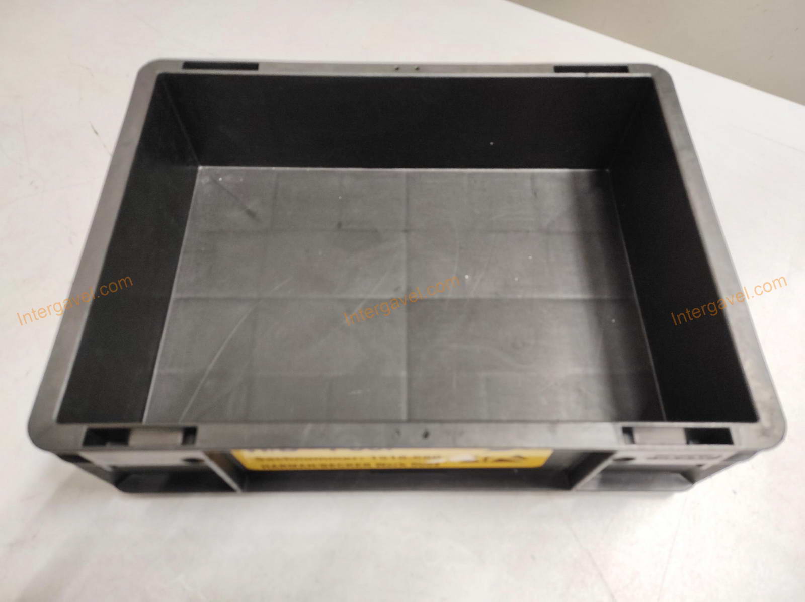 Műanyag láda - 400x300-120