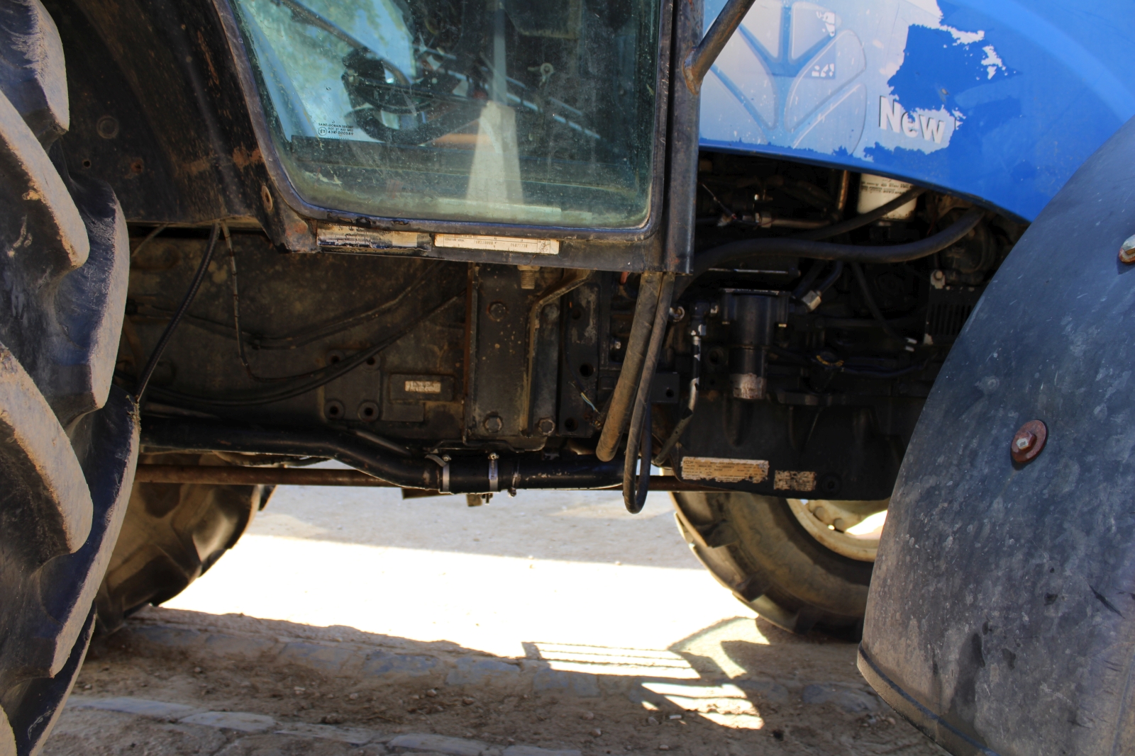 New Holland TL 90 A traktor 19