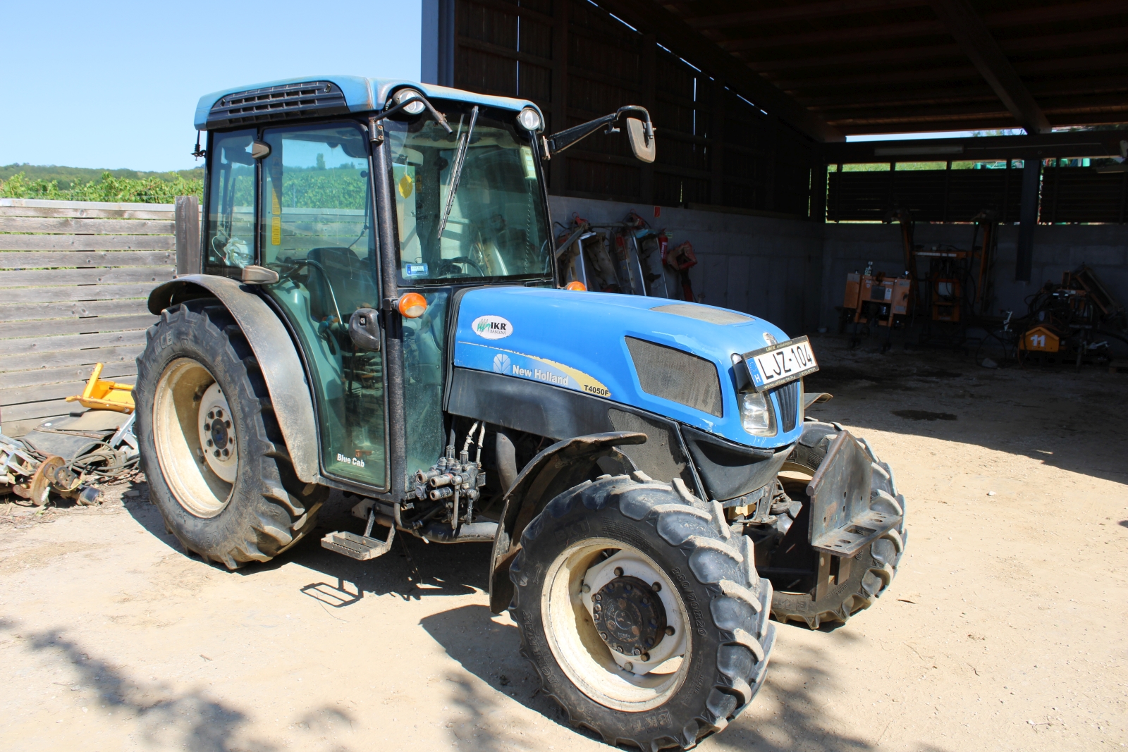 New Holland T40.50F kistraktor 4