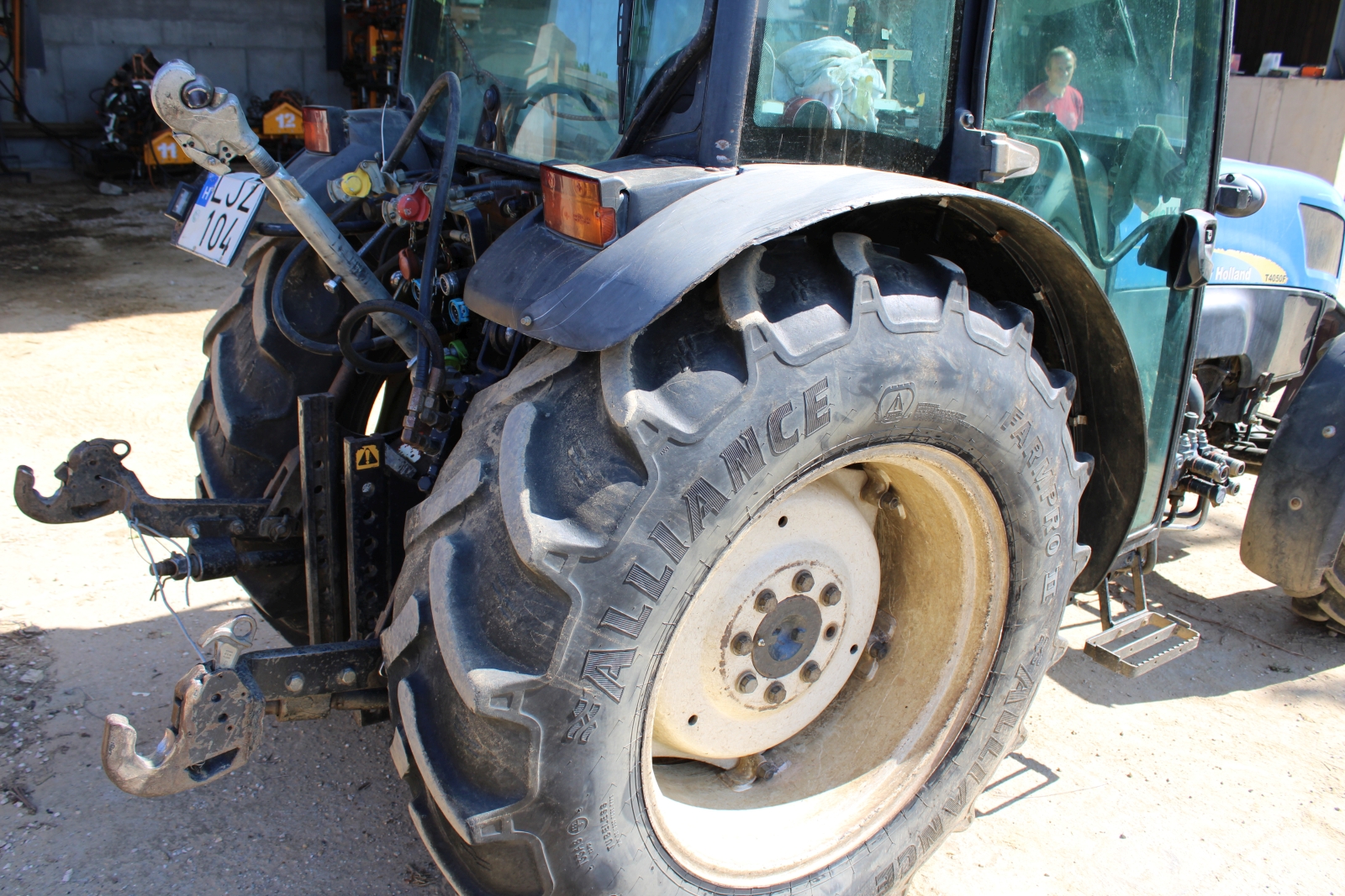 New Holland T40.50F kistraktor 5