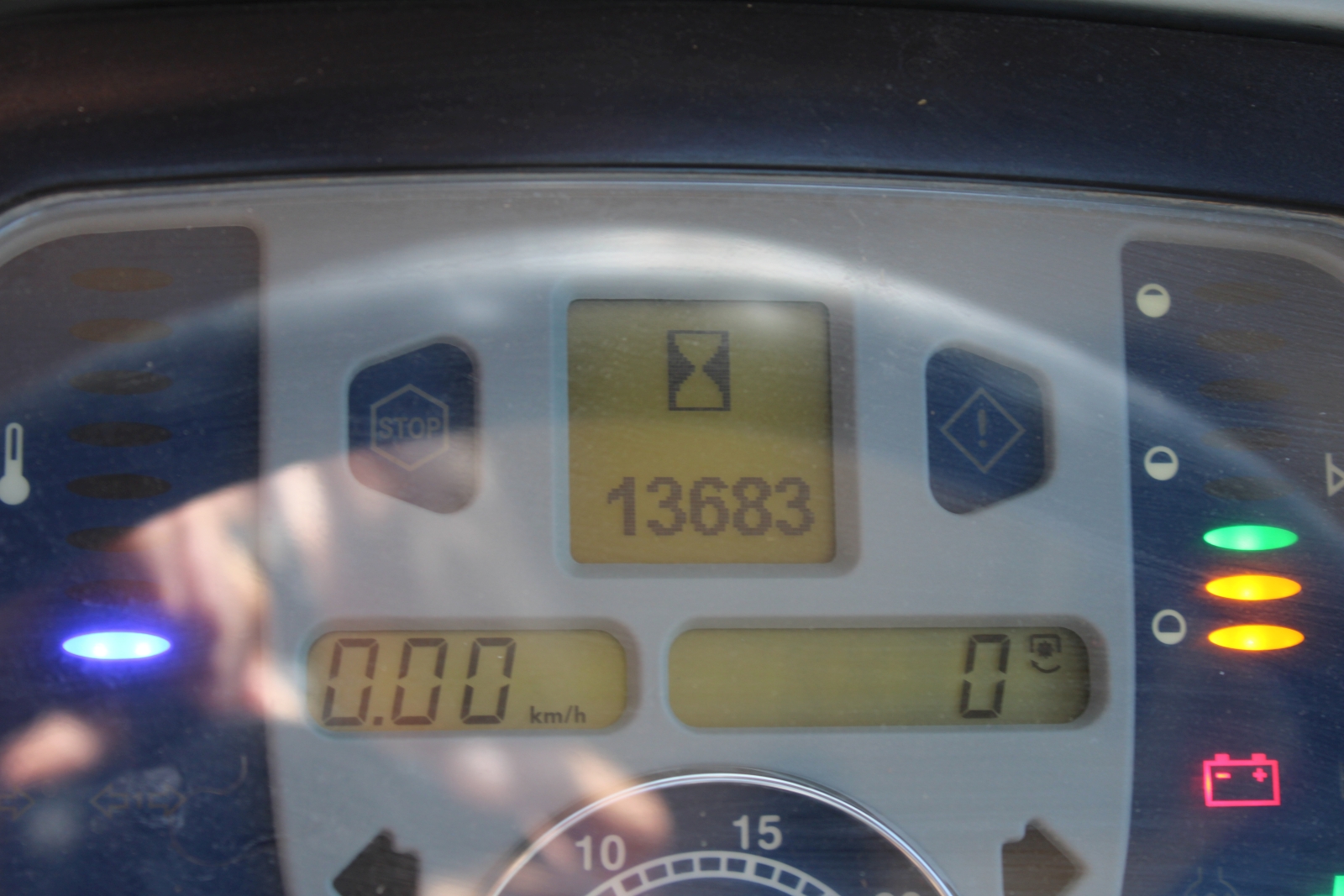 New Holland T40.50F kistraktor 14