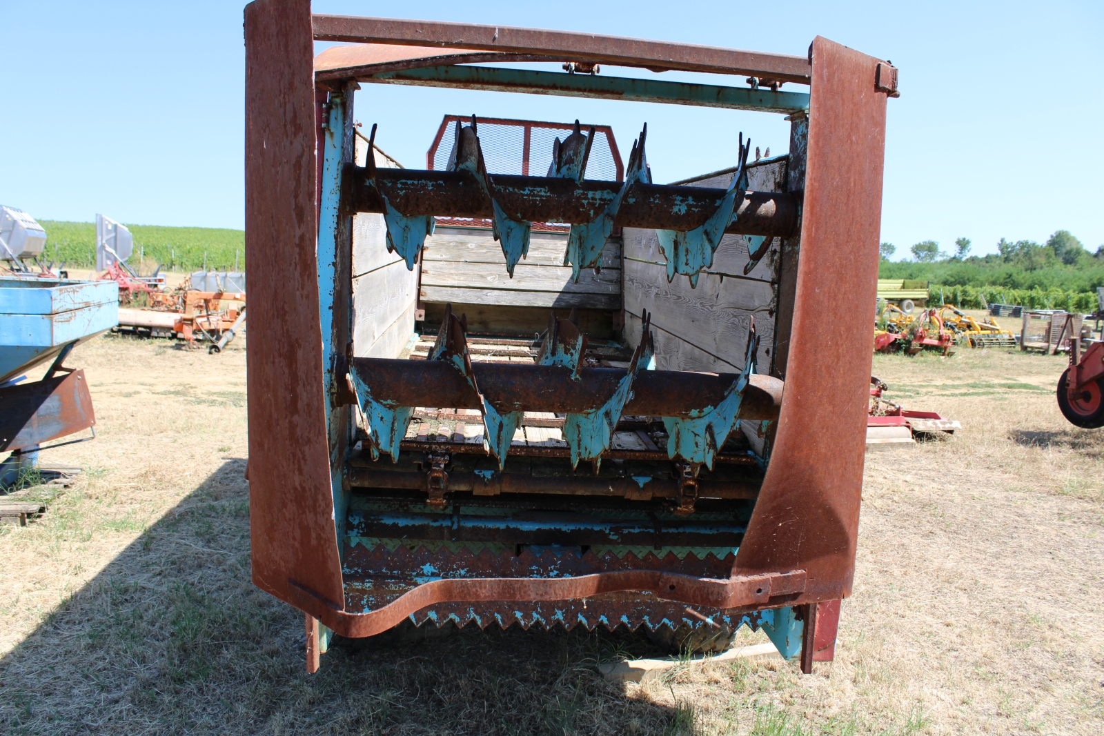 Agrofer AFO25 szervestrágya-szóró 3