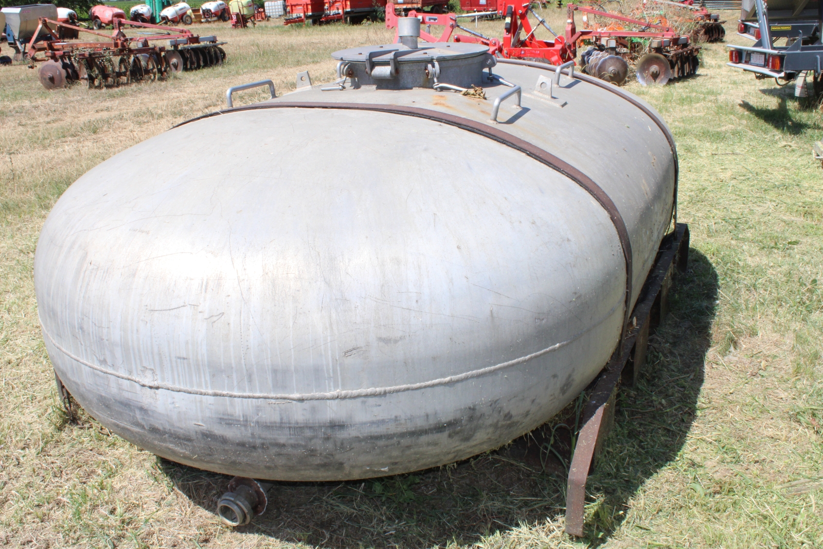 Mezőgép alutartály, lencseforma 3