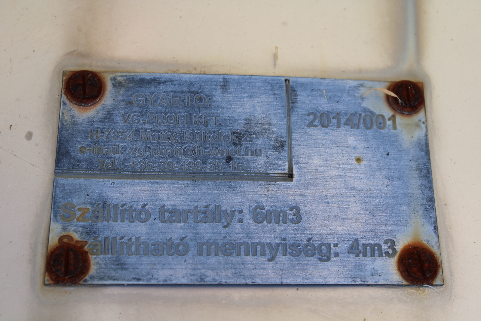 Szőlő szállító tartály 6 m3 4