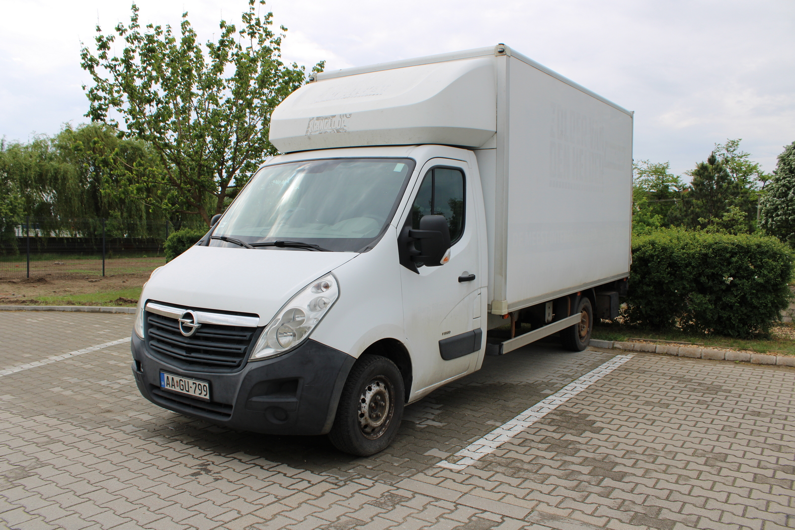 Opel Movano teherautó