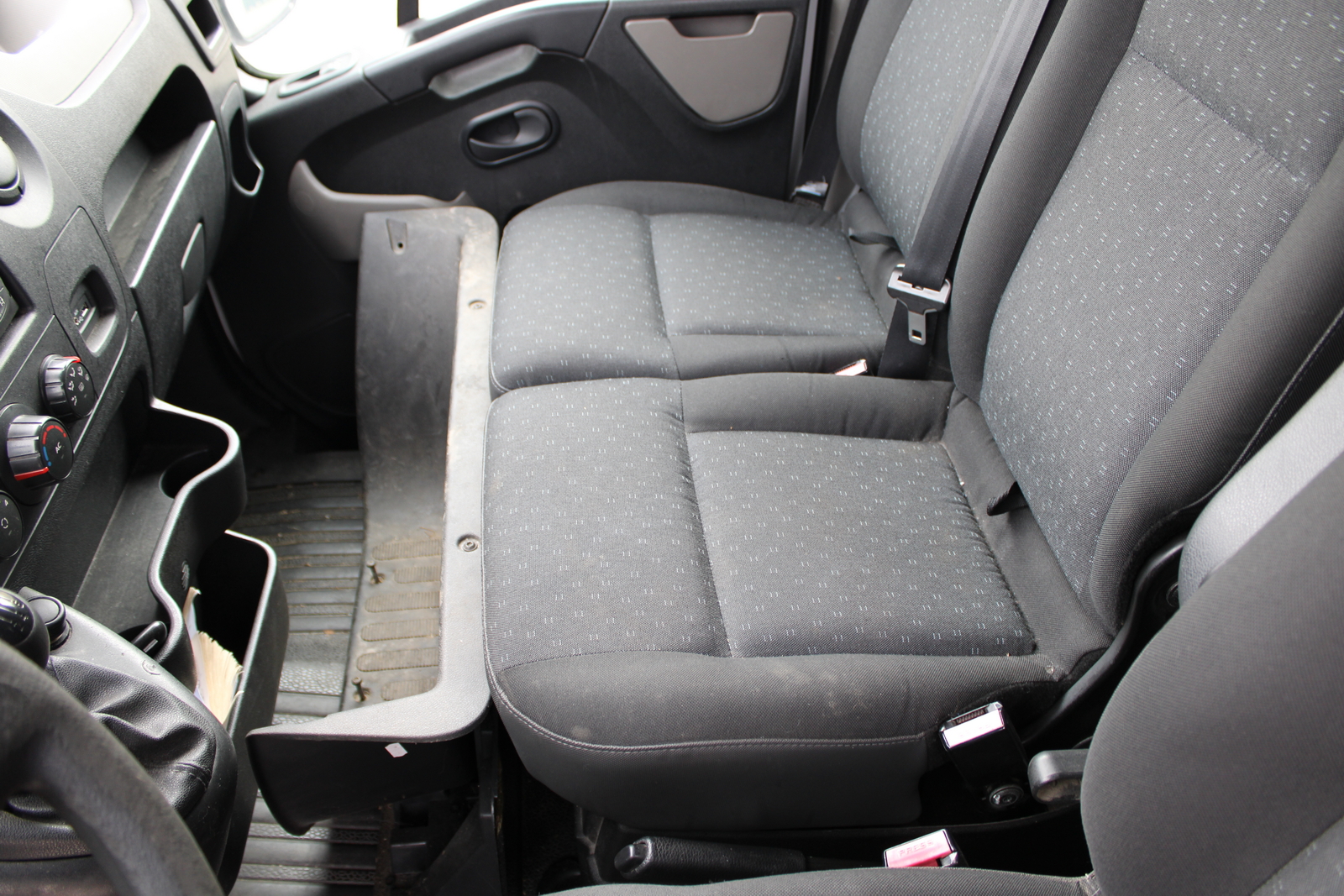 Opel Movano teherautó 15