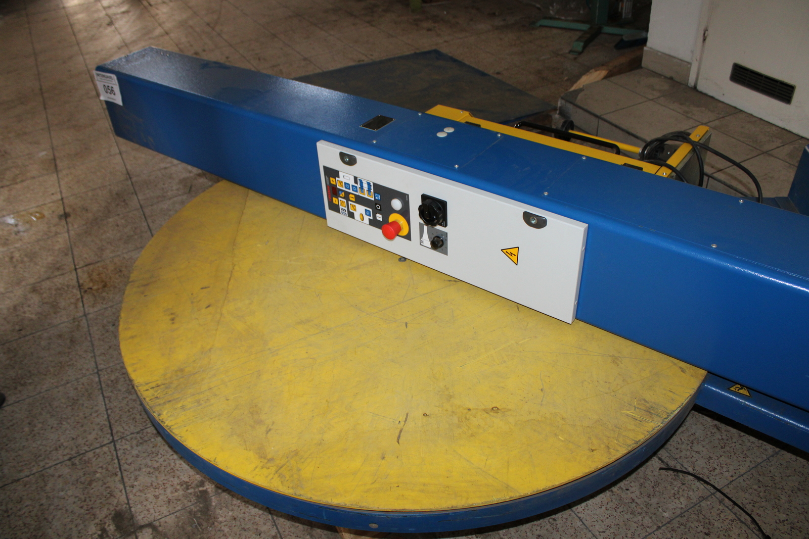 Raklapfóliázó gép 5