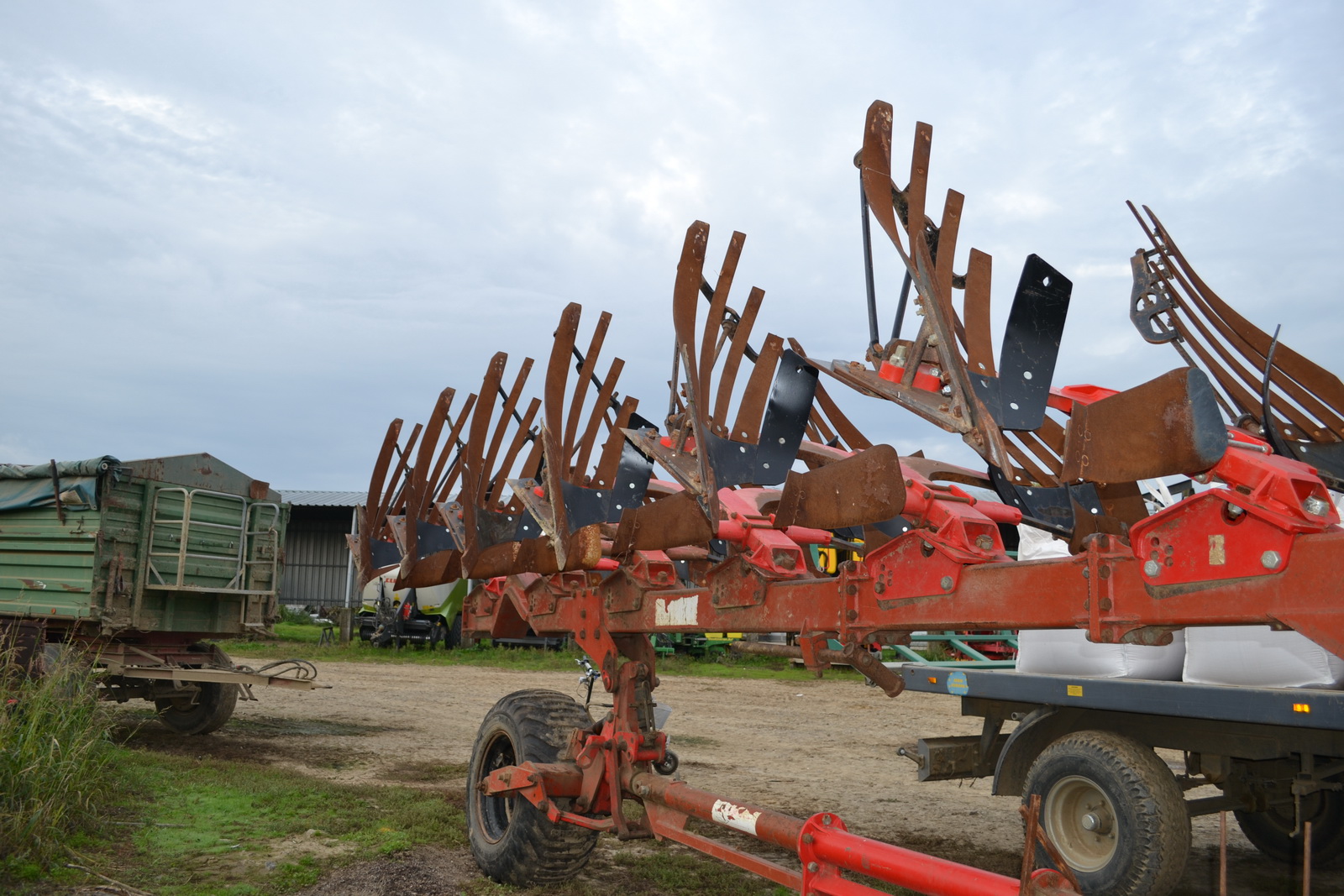 Váltvaforgató eke 6