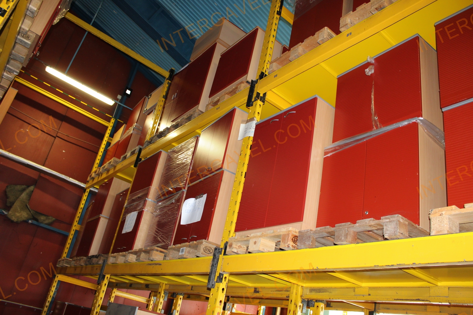 Shelf cabinet (red door-gray/beech top part-3 file rows) 10