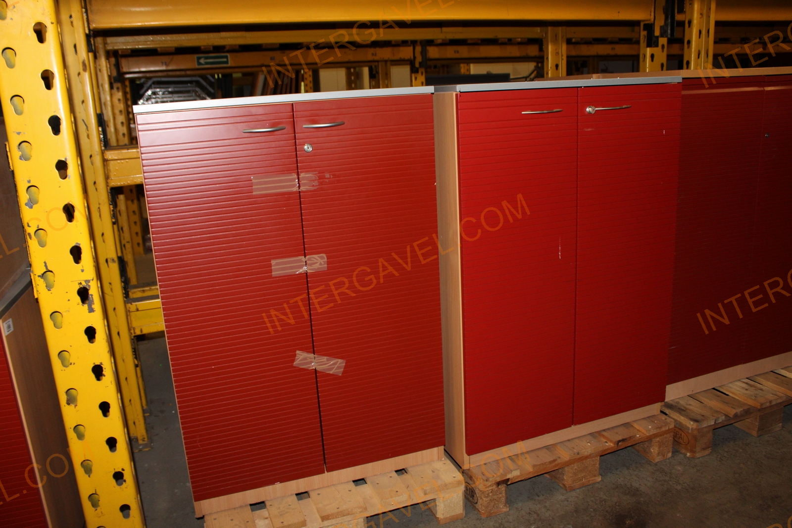 Shelf cabinet (red door-gray/beech top part-3 file rows) 6