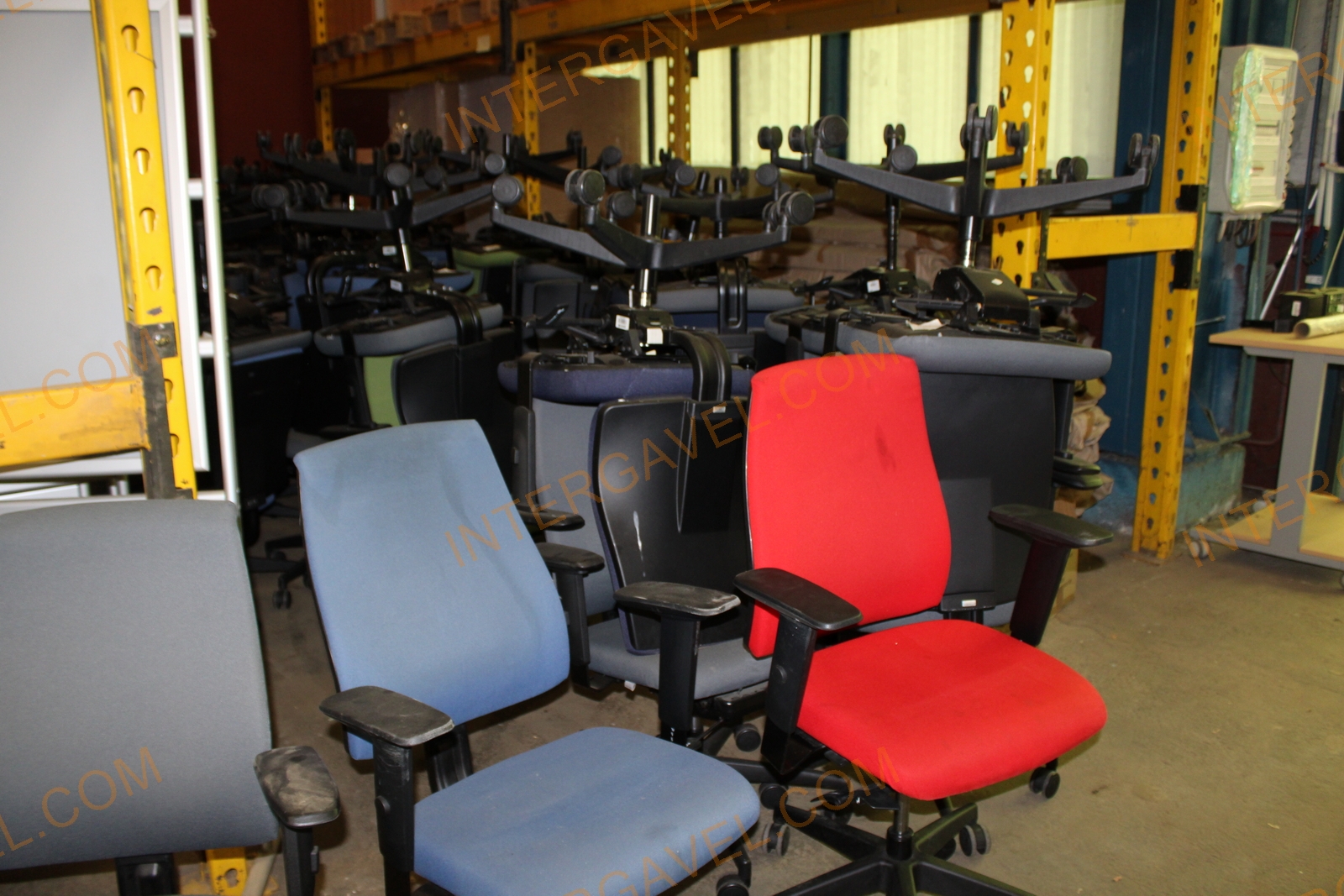 Office rolling chair 6