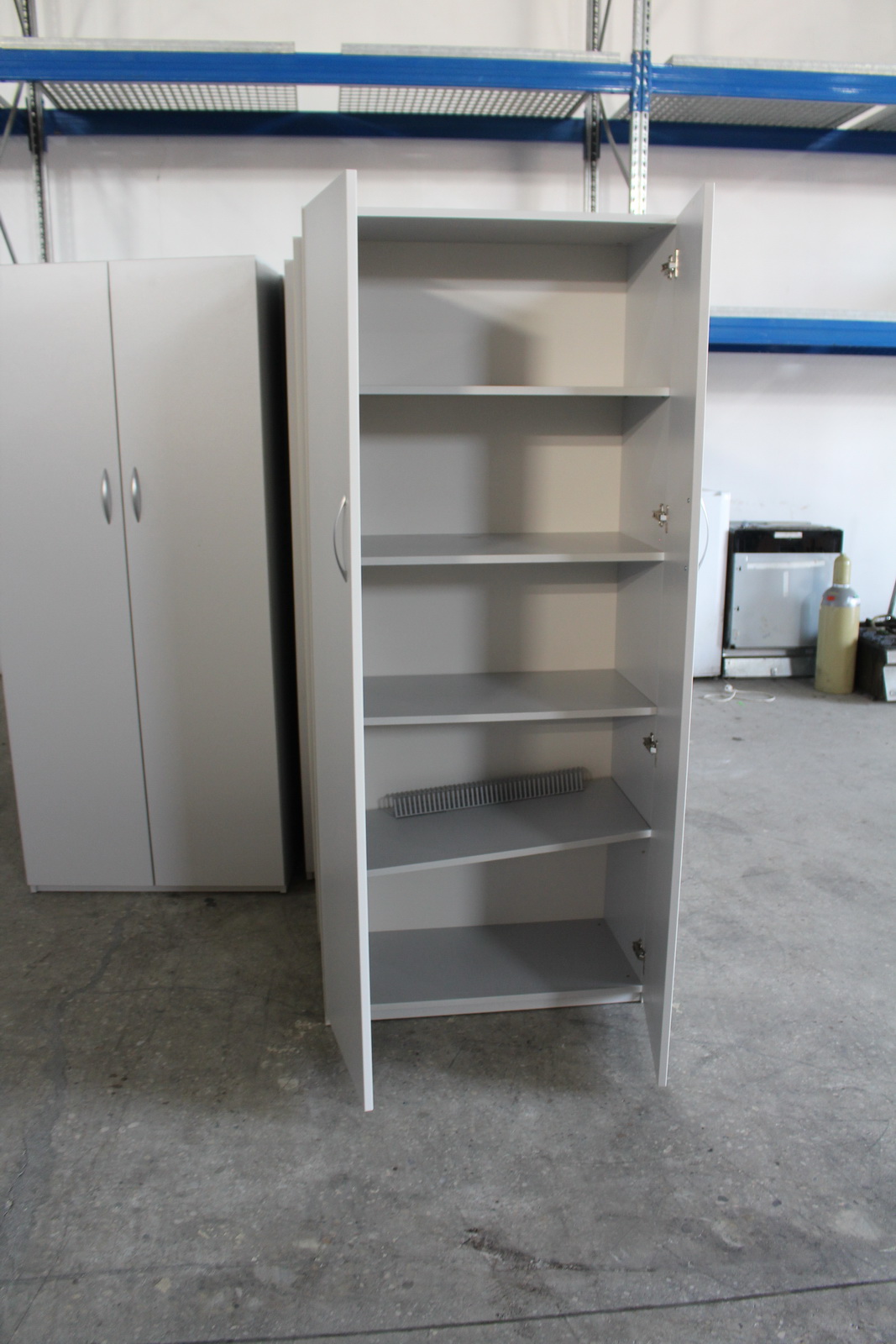 Polcos és akasztós szekrények 2