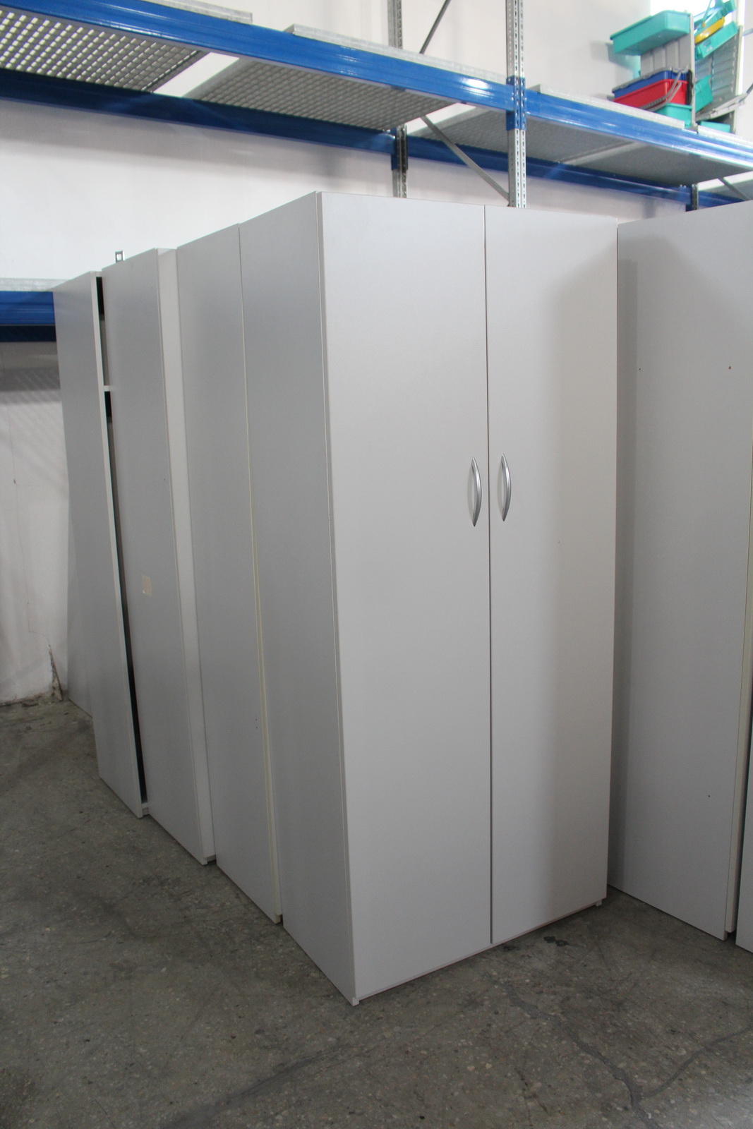 Polcos és akasztós szekrények 3