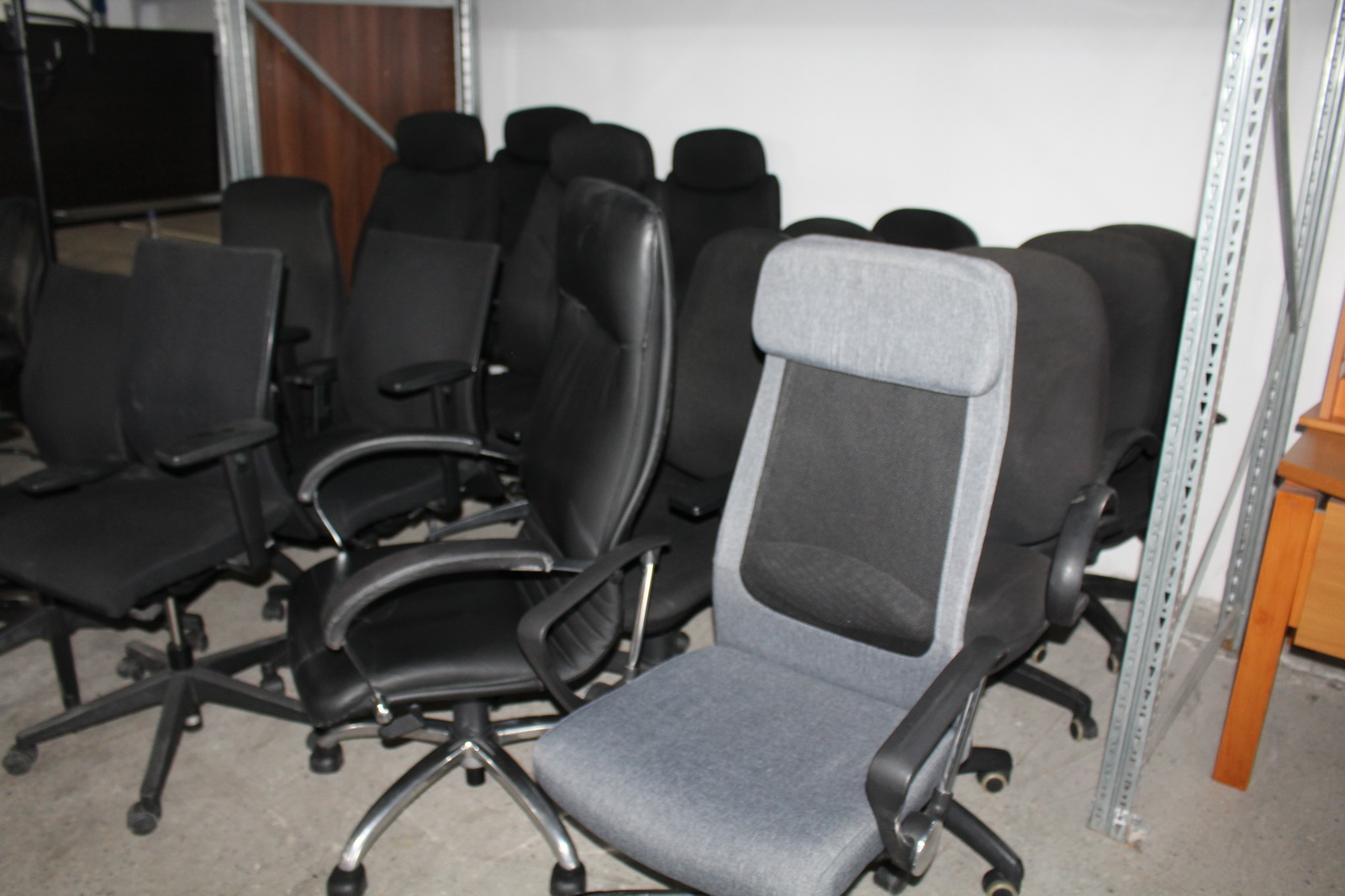 Irodai szék (vegyes) 11