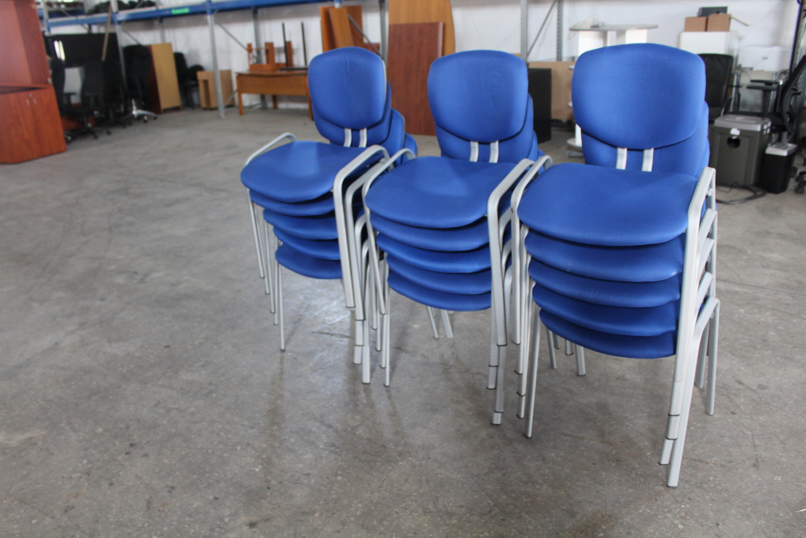 Tárgyalószék (kék) 2