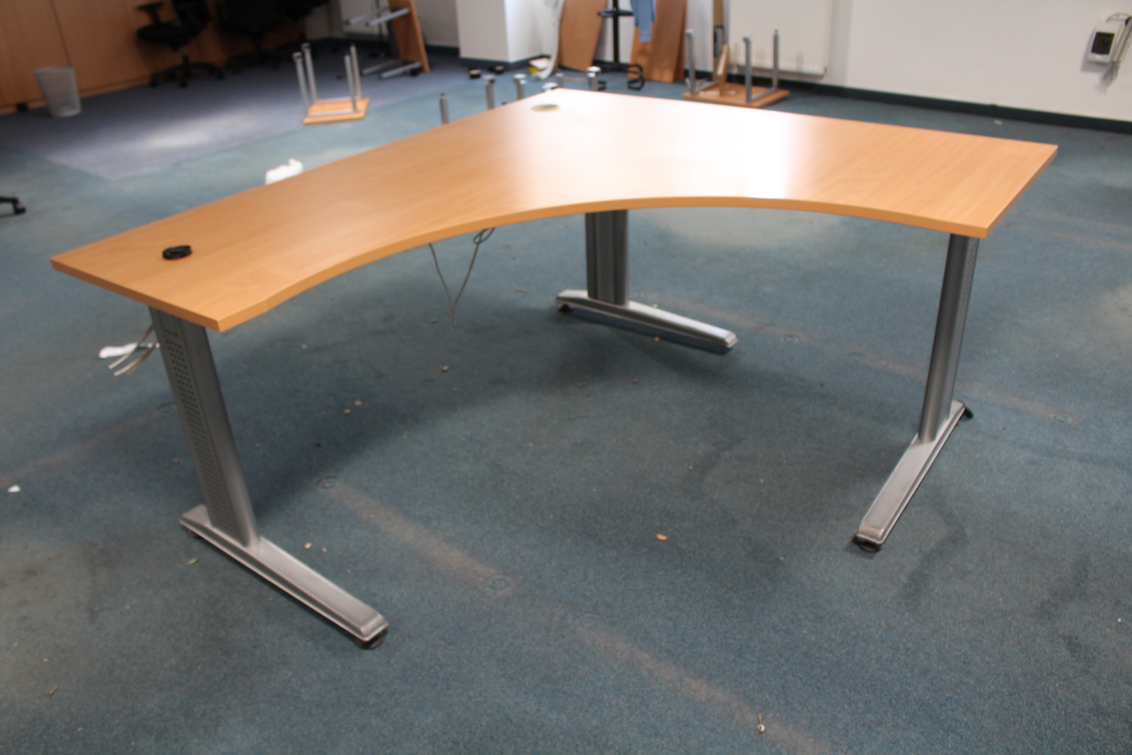 Íróasztal (L-alakú)