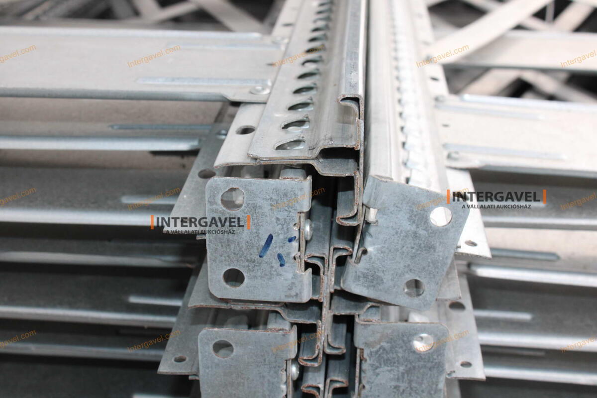 Polcos állvány - HI-280 10