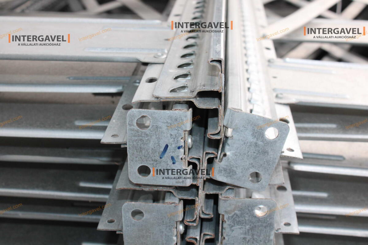 Polcos állvány - HI-280 10