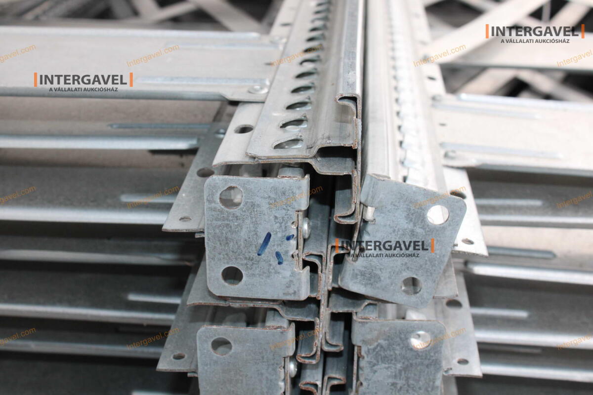 Polcos állvány - HI-280 10