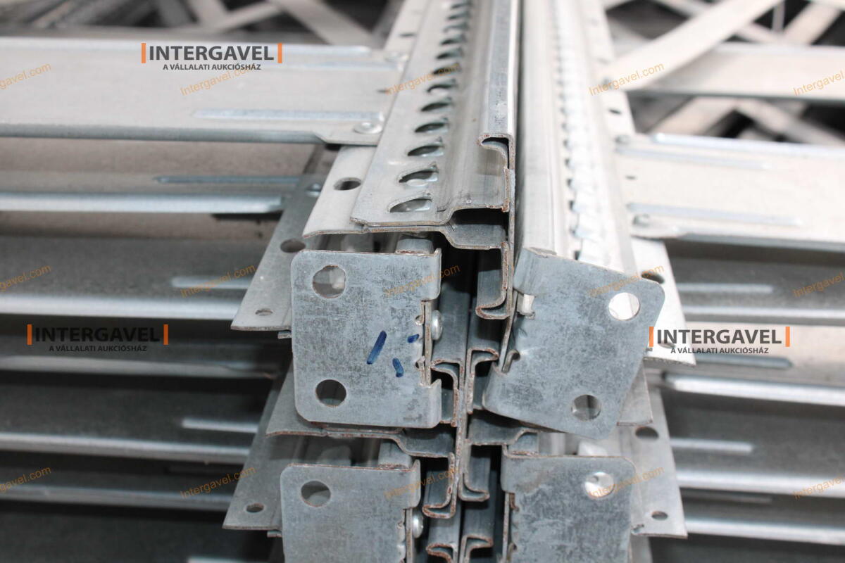 Polcos állvány - HI-280 10