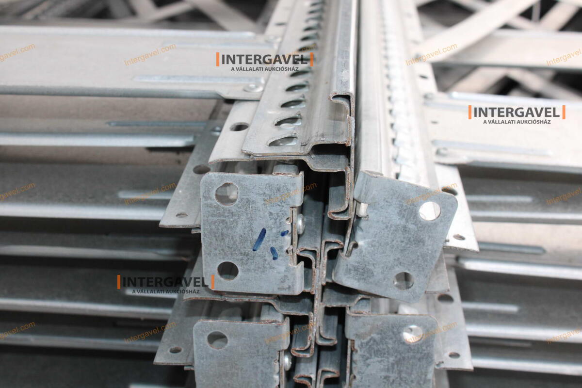 Polcos állvány - HI-280 10