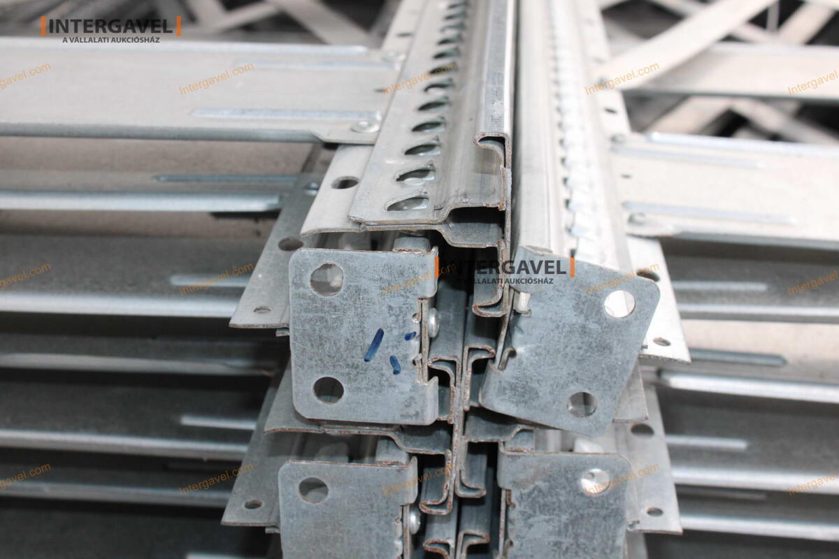 Polcos állvány - HI-280 10