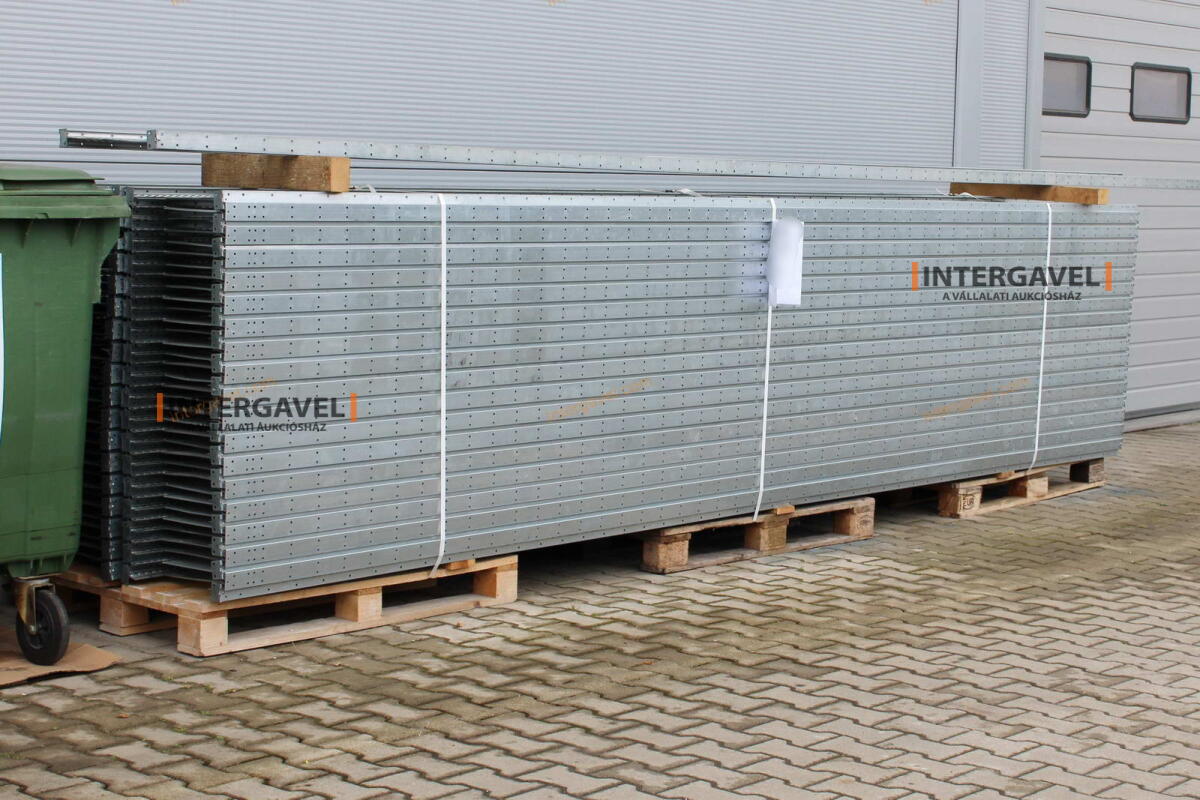 Polcos állvány - HI-280 12