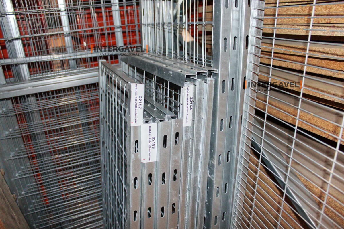 Vegyes hátfalrács 13