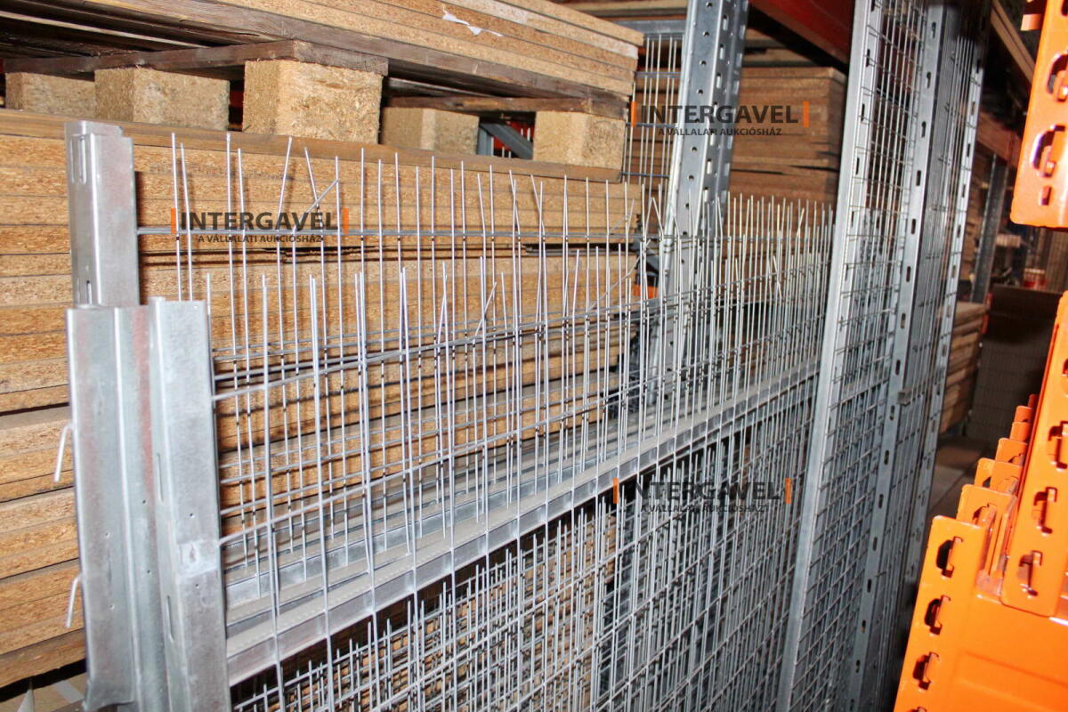 Vegyes hátfalrács 20