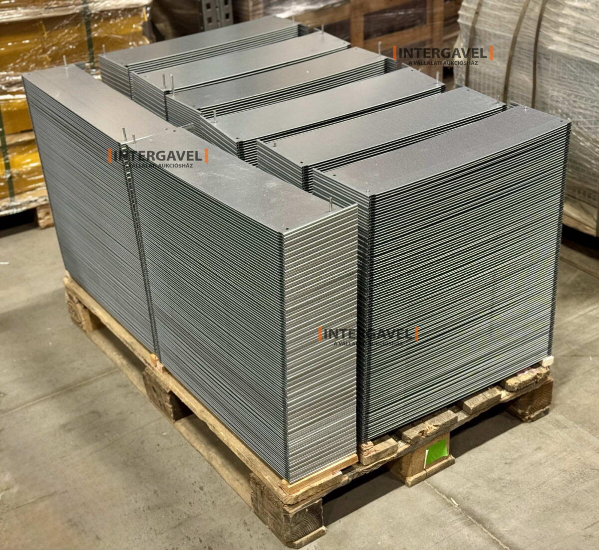 Polcosztó - MANORGA