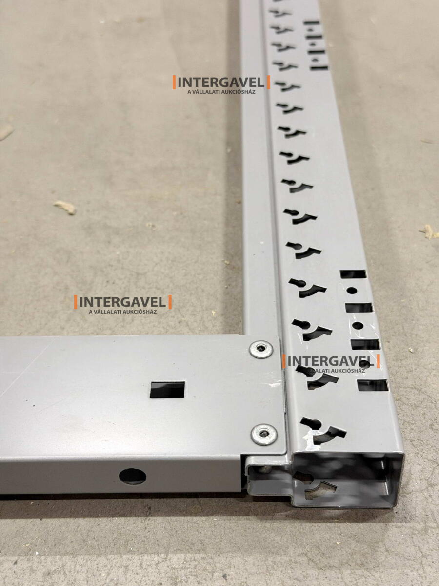 Polcos állvány elemek 24