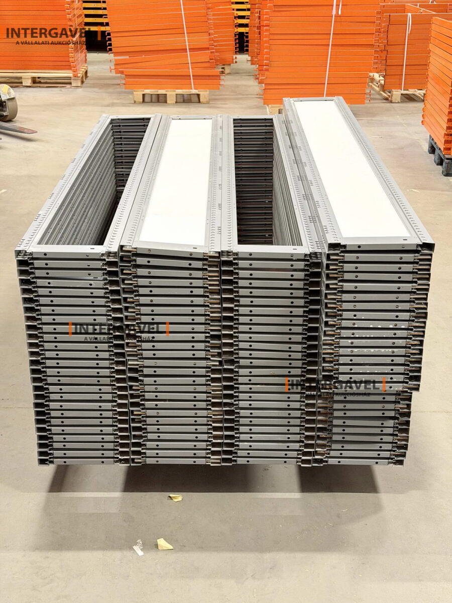 Polcos állvány elemek 32