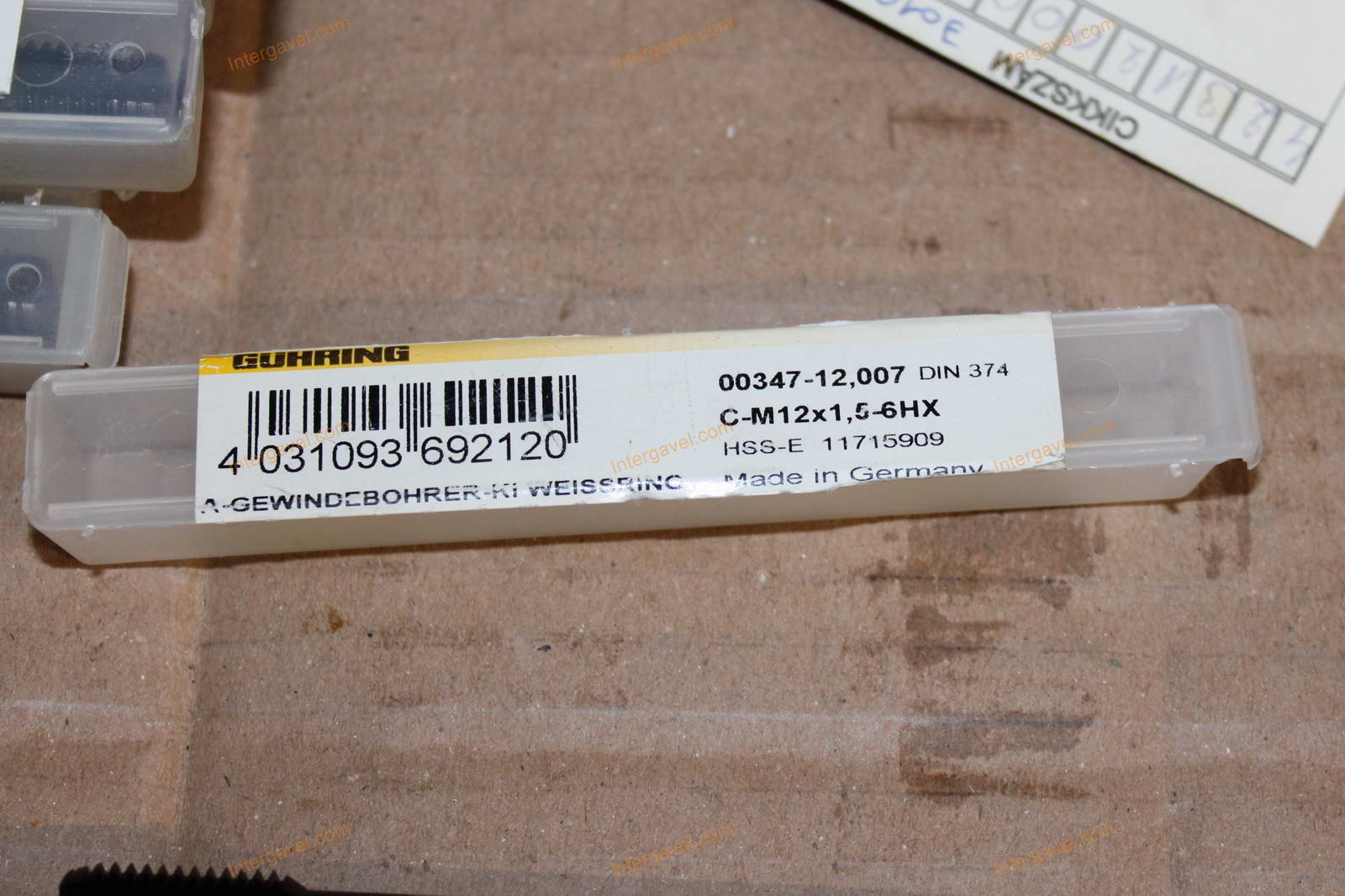 Vegyes szerszámok - menetfúrók 15