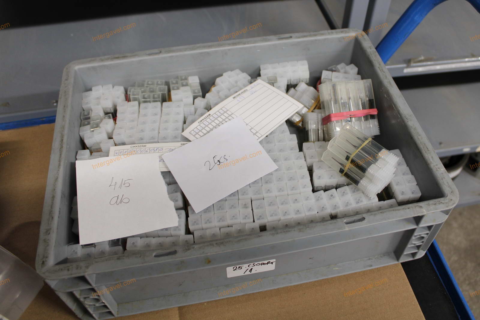 Vegyes szerszámok 28