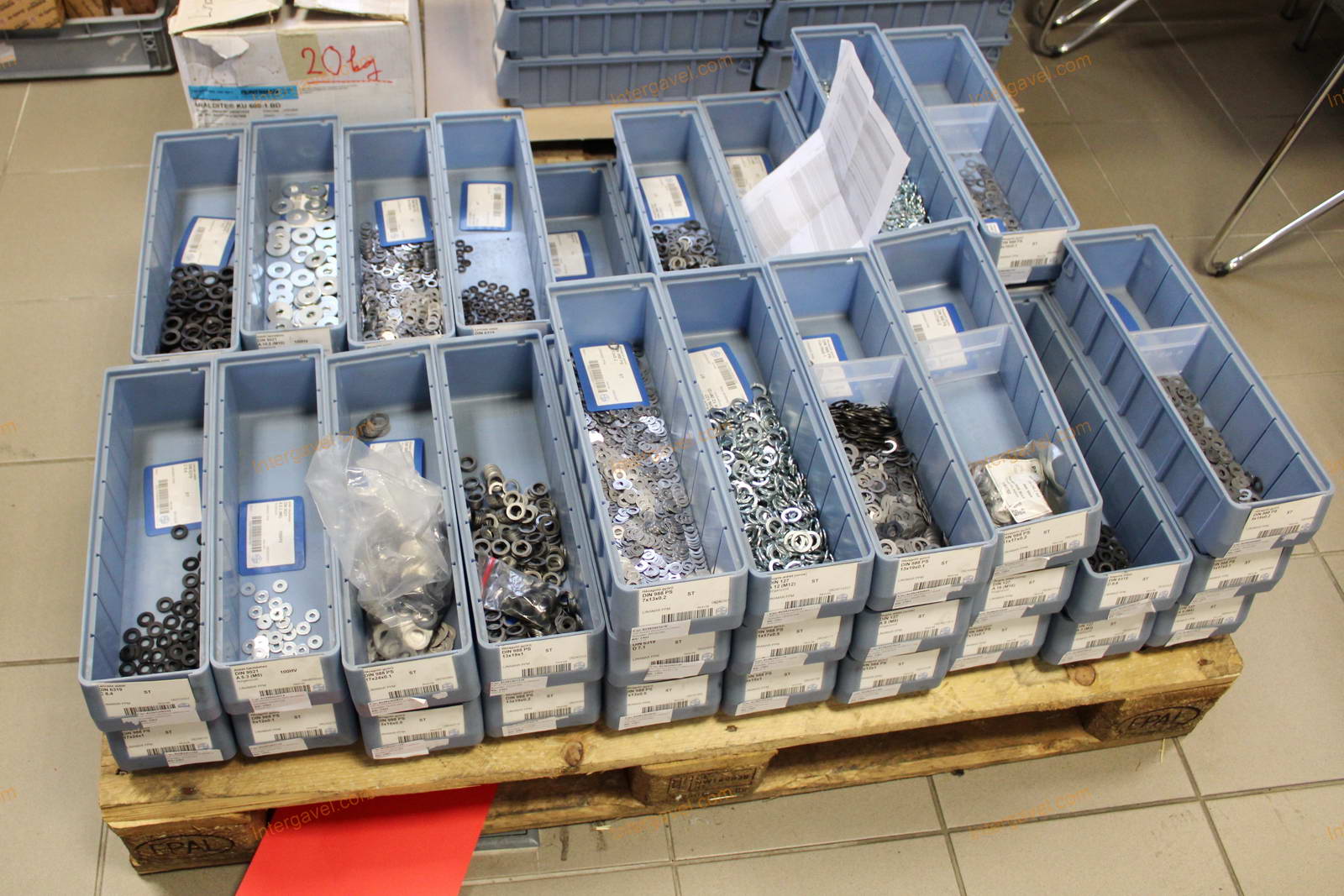 Vegyes alkatrészek - alátétek 8