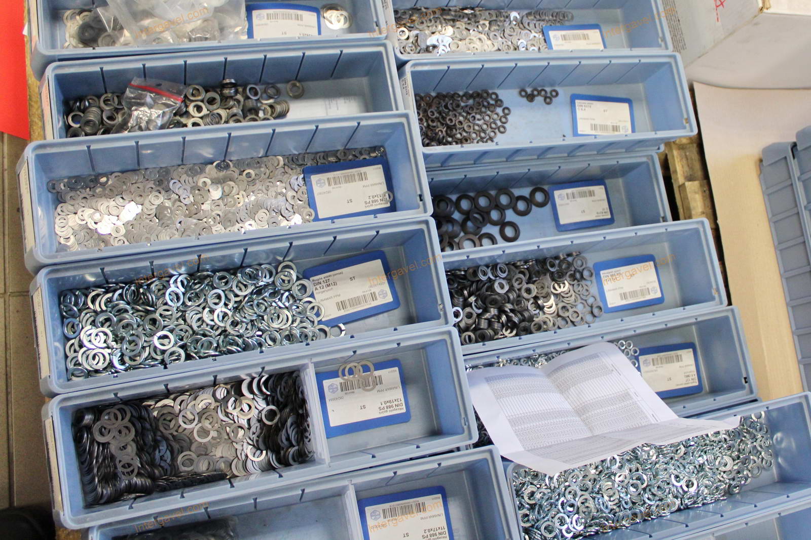 Vegyes alkatrészek - alátétek 10