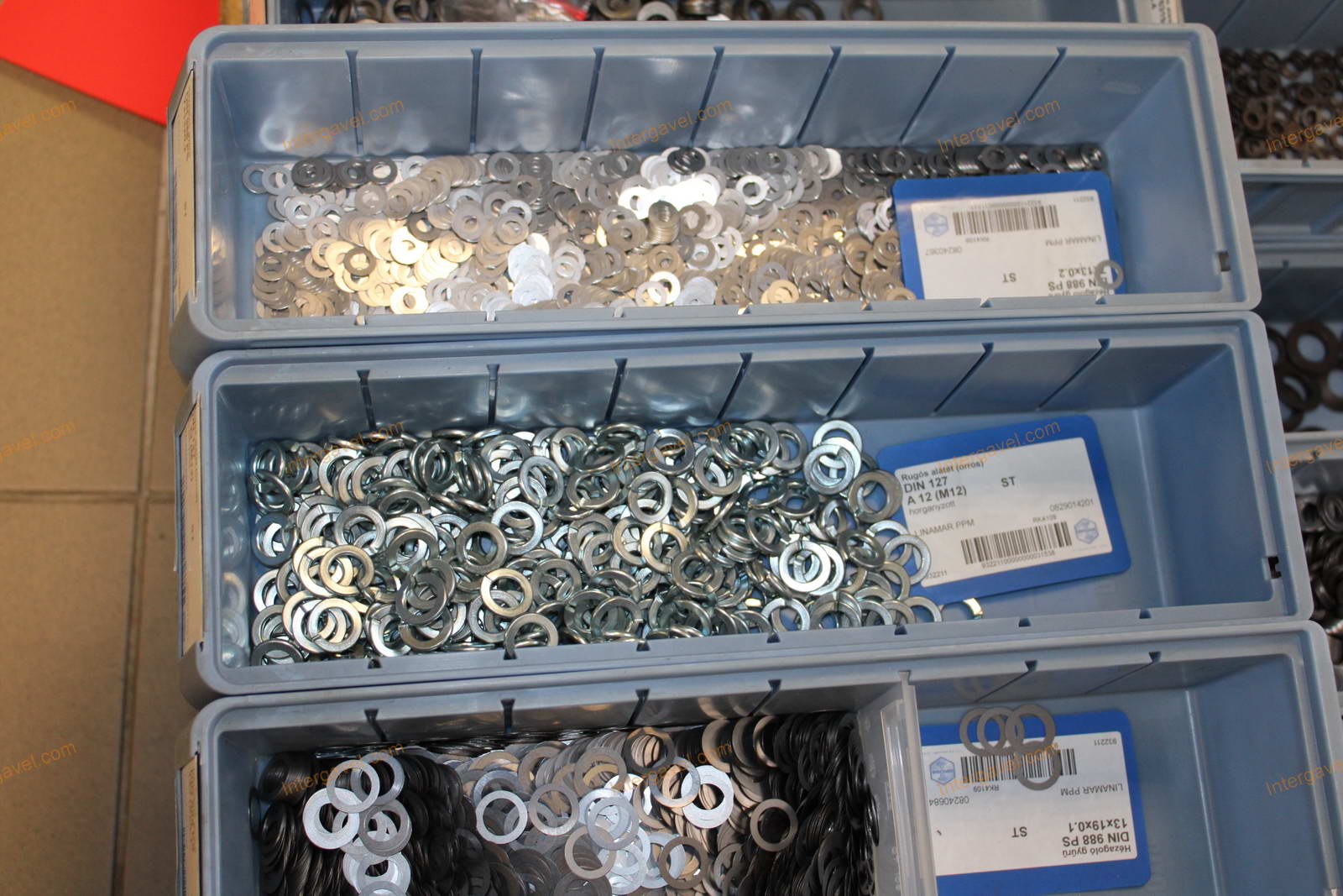 Vegyes alkatrészek - alátétek 12