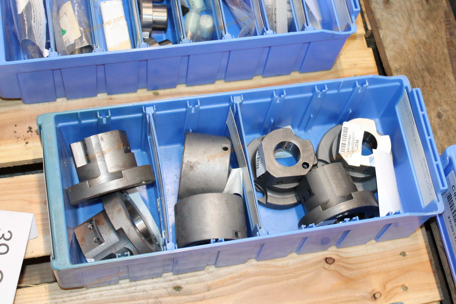 Vegyes alkatrészek 8