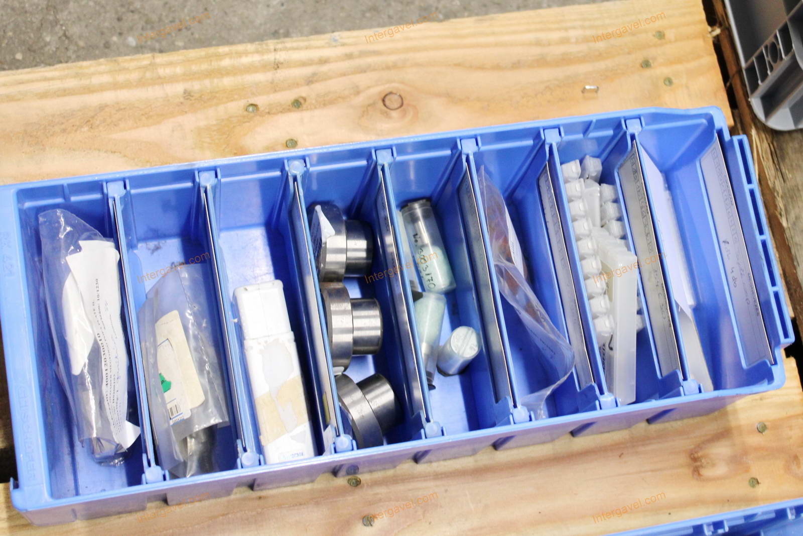 Vegyes alkatrészek 9