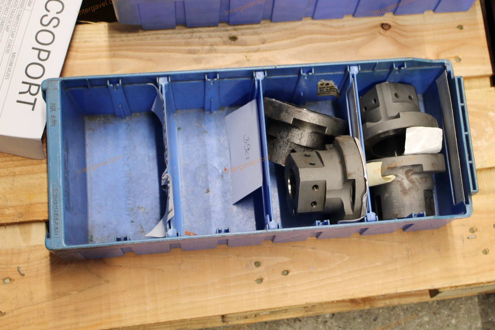 Vegyes alkatrészek 10