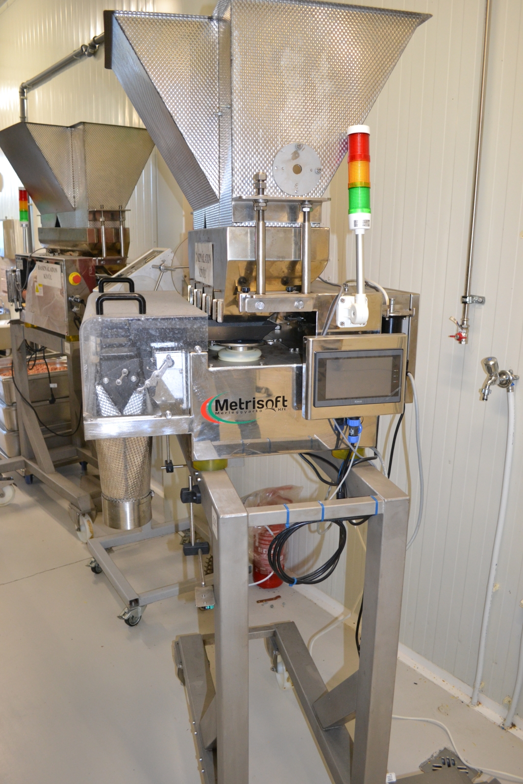 Metrisoft adagoló 2