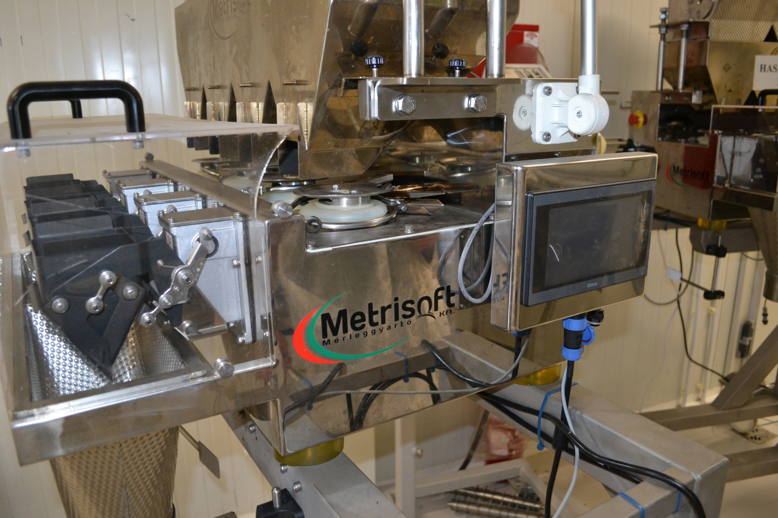 Metrisoft adagoló 7