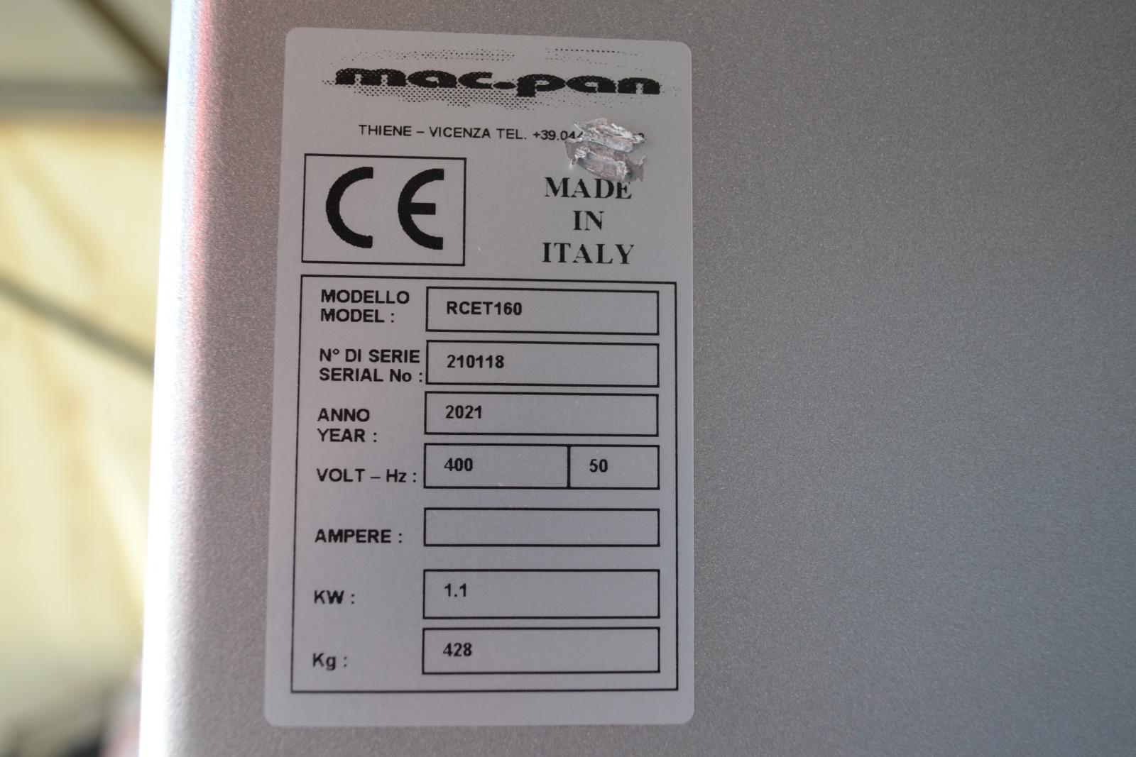 Cup tilting device 5