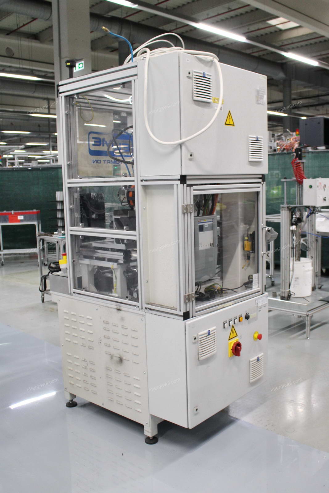 Szerelő munkahely (bontott) 4