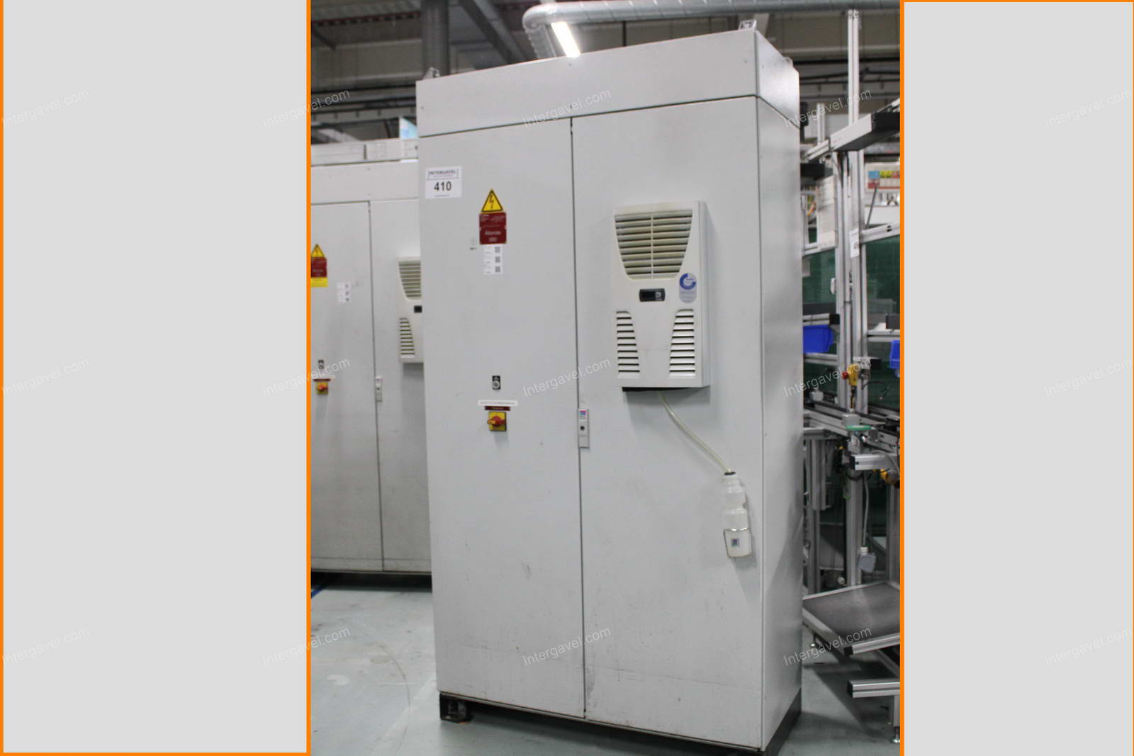 Szerelő munkahely (bontott) és villamos szekrény 29