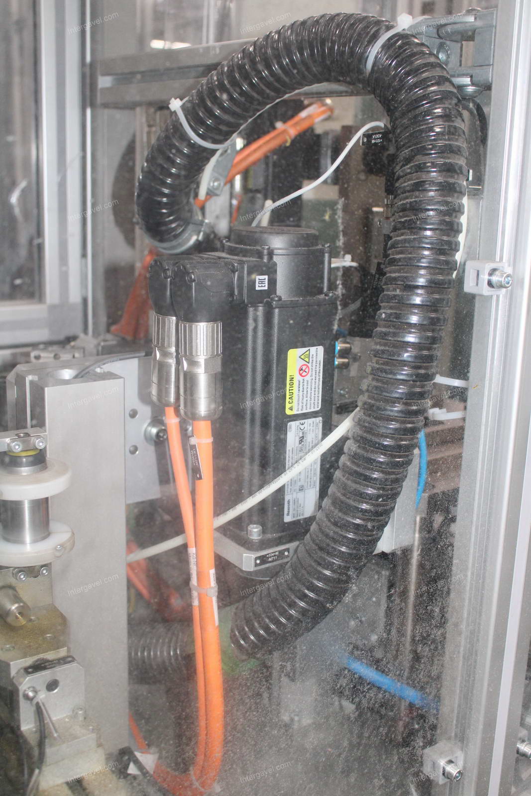 Szerelő állomás (bontott)
és villamos szekrény 11