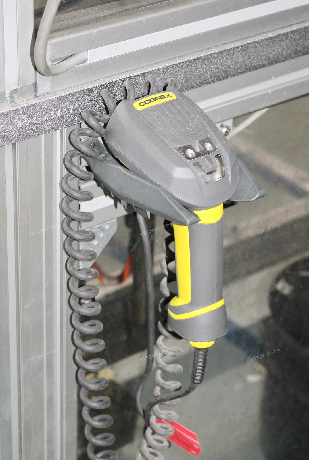 Szerelő állomás (bontott)
és villamos szekrény 17