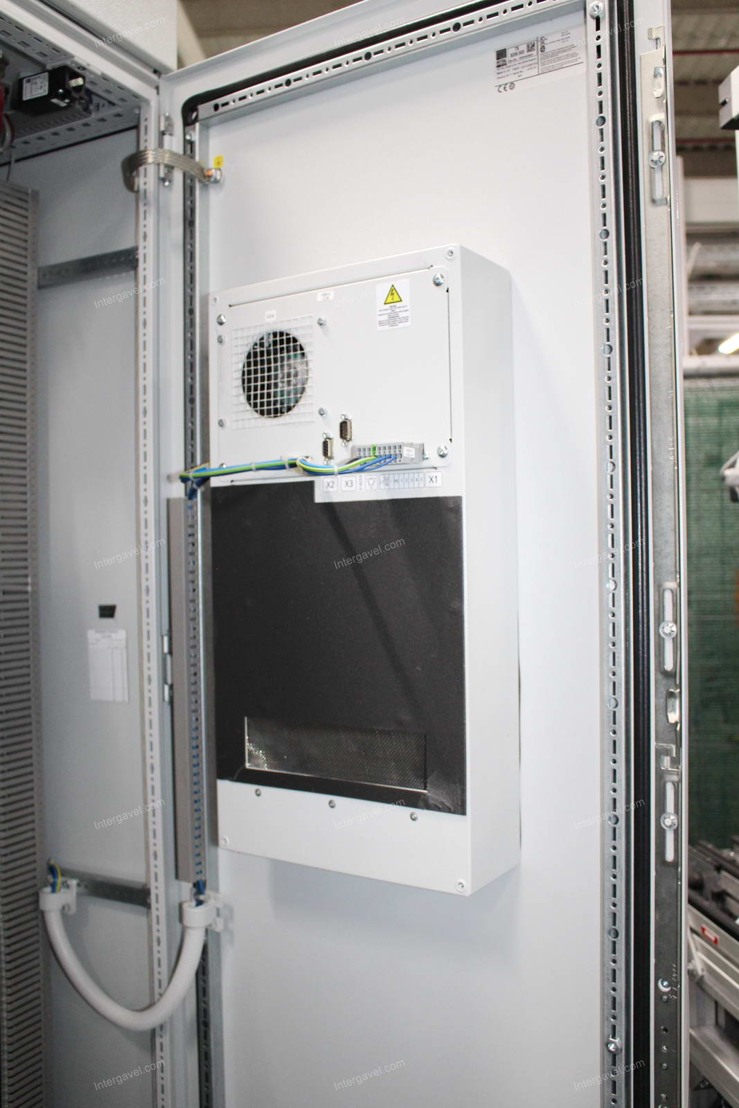 Szerelő állomás (bontott)
és villamos szekrény 29