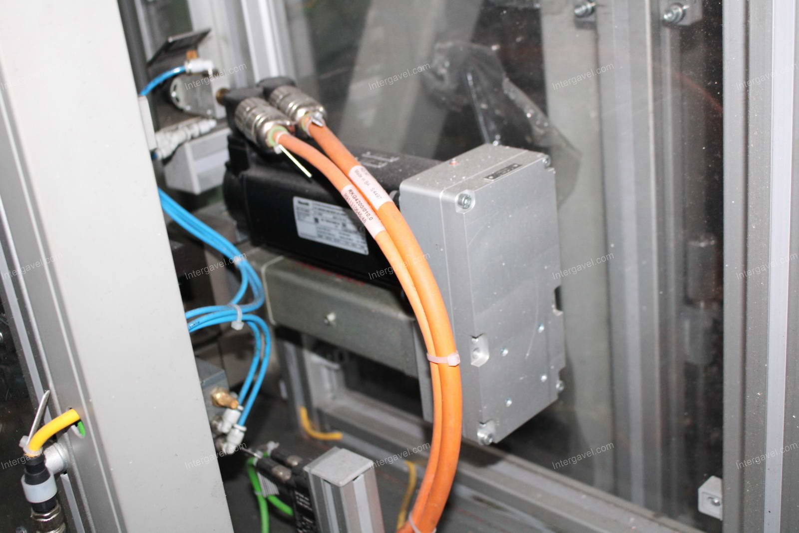 Szerelő állomás (bontott) és villamos szekrény 6